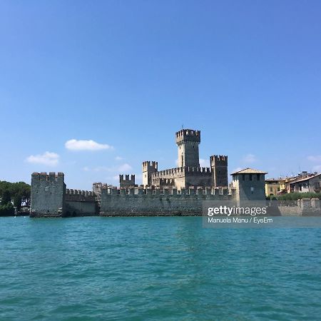La Lampara Сирмионе Екстериор снимка